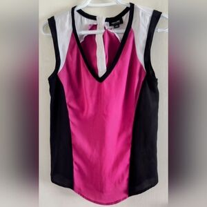 Stylish Pink and Black And White Sleeveless Top. Nicole By Nicole Miller. NWOT.